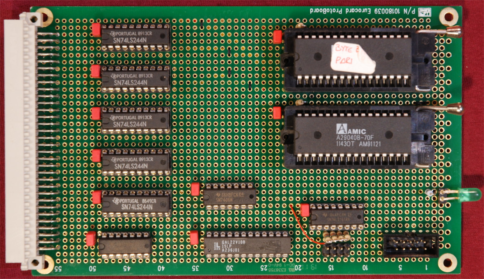 Kira 68010 computer. Scheda ROM.